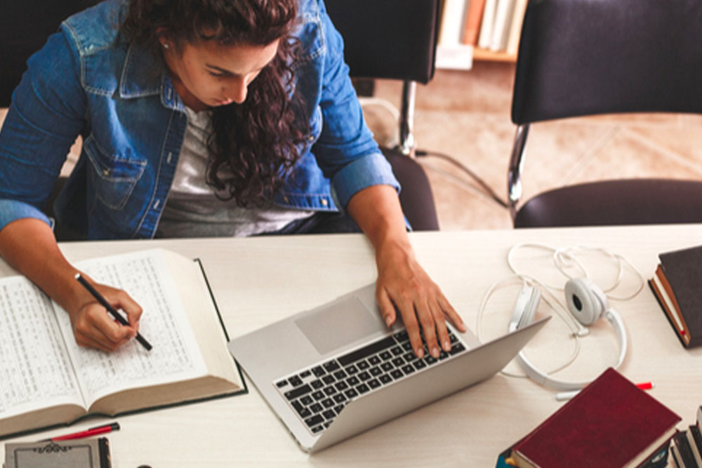 Generations College Online Learning
